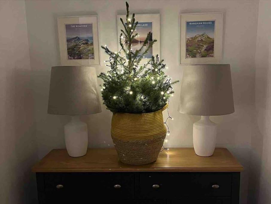 No5 At 53 - 2 Bed Apartment In Leek, Staffs Peak District Zewnętrze zdjęcie