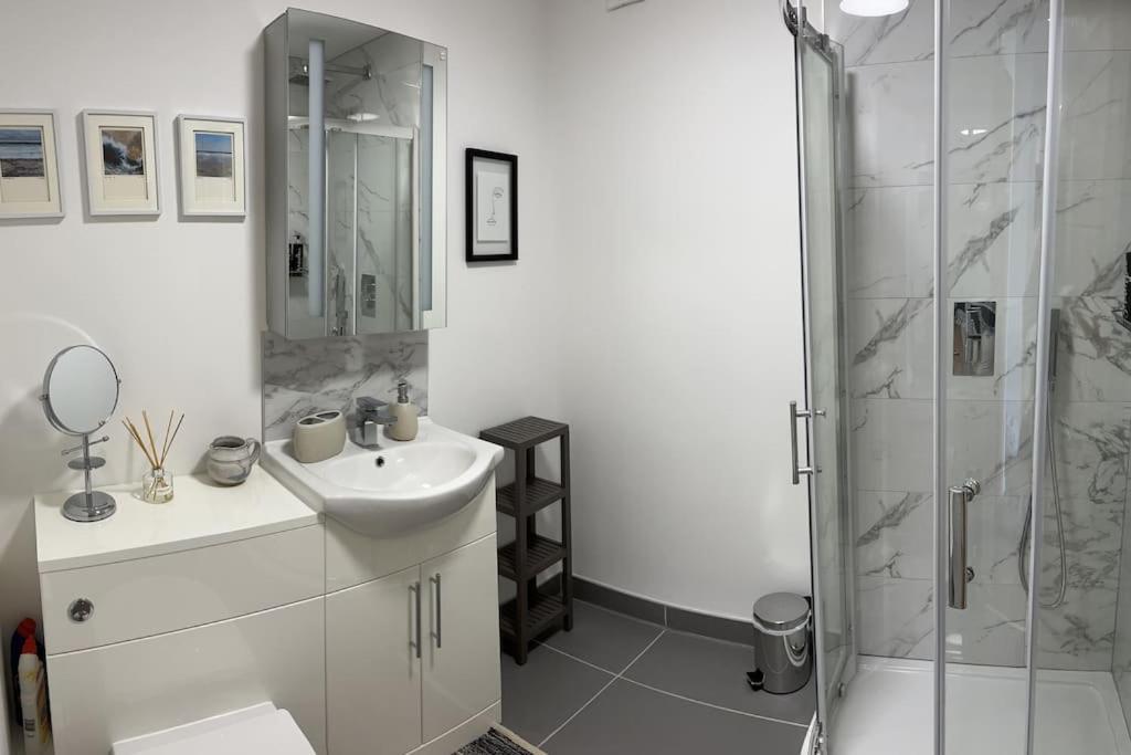 No5 At 53 - 2 Bed Apartment In Leek, Staffs Peak District Zewnętrze zdjęcie