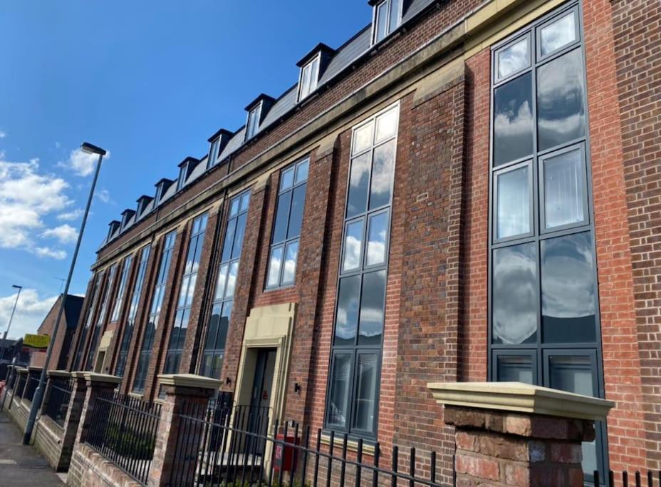 No5 At 53 - 2 Bed Apartment In Leek, Staffs Peak District Zewnętrze zdjęcie